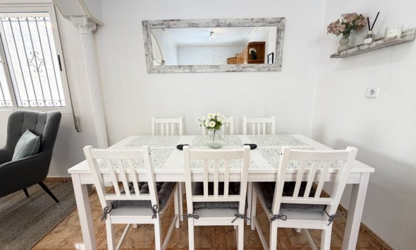 Resale - Apartment - Orihuela Costa - La Zenia