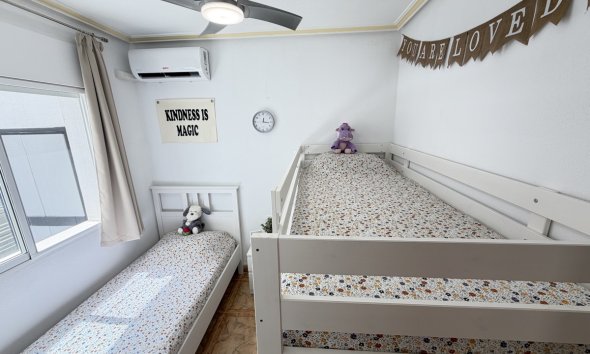 Resale - Apartment - Orihuela Costa - La Zenia