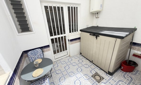 Resale - Apartment - Orihuela Costa - La Zenia