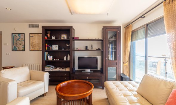 Resale - Apartment - Torrevieja - Playa de los Locos