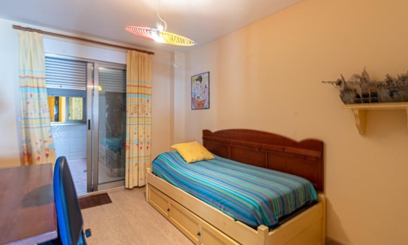 Resale - Apartment - Torrevieja - Playa de los Locos