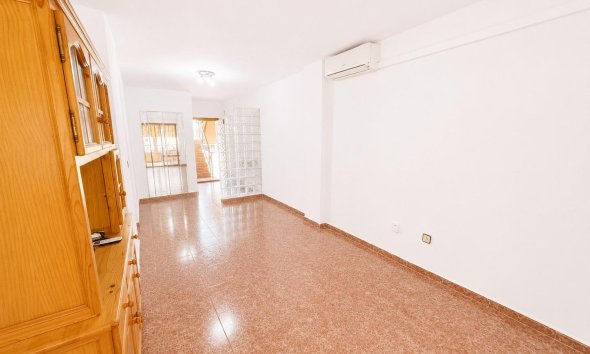 Reventa - Apartamento - Torrevieja - Estacion de autobuses