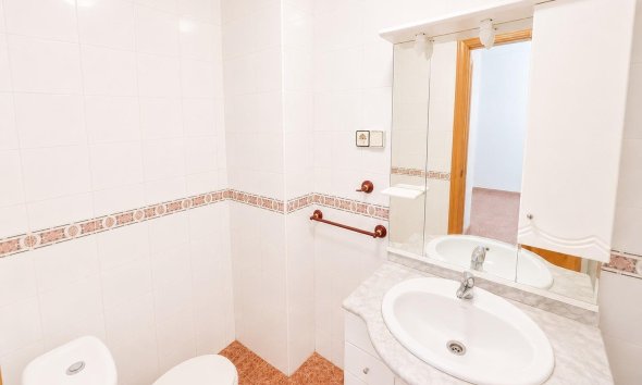 Reventa - Apartamento - Torrevieja - Estacion de autobuses