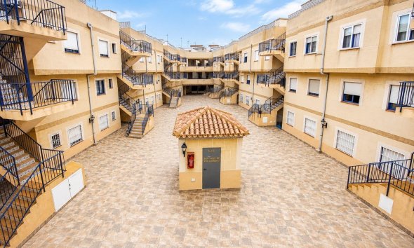 Reventa - Apartamento - Torrevieja - Estacion de autobuses