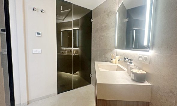 Resale - Apartment - Torrevieja