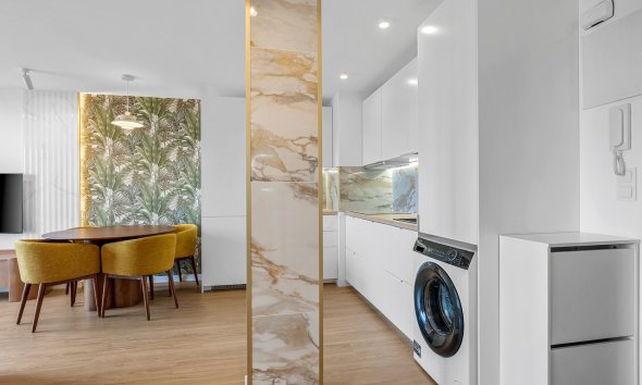 Resale - Apartament / Duplex - Punta Prima