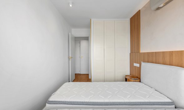 Resale - Apartament / Duplex - Punta Prima