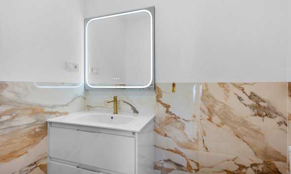 Resale - Apartament / Duplex - Punta Prima