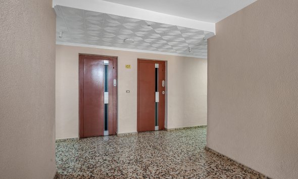 Resale - Apartament / Duplex - Punta Prima