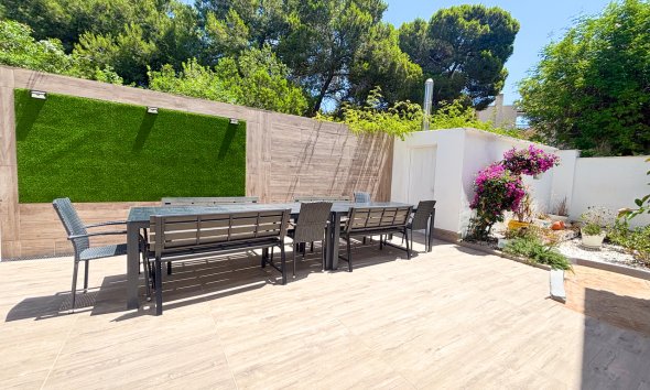 Resale - Villa - Orihuela Costa - Dehesa de campoamor