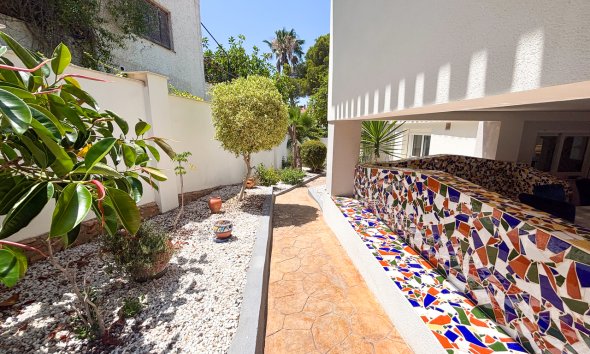 Resale - Villa - Orihuela Costa - Dehesa de campoamor