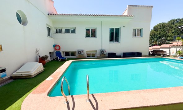 Resale - Villa - Orihuela Costa - Dehesa de campoamor