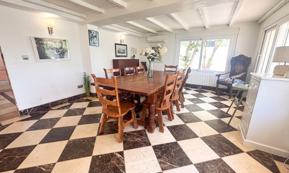 Resale - Villa - Orihuela Costa - Dehesa de campoamor