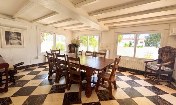 Resale - Villa - Orihuela Costa - Dehesa de campoamor