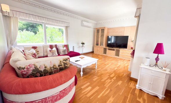 Resale - Villa - Orihuela Costa - Dehesa de campoamor