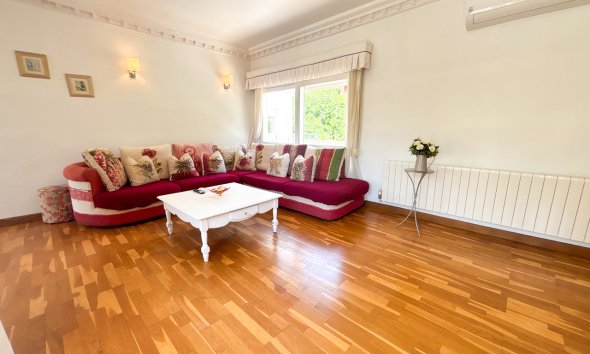 Resale - Villa - Orihuela Costa - Dehesa de campoamor