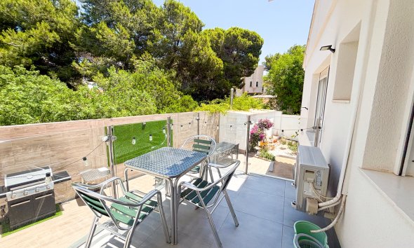 Resale - Villa - Orihuela Costa - Dehesa de campoamor