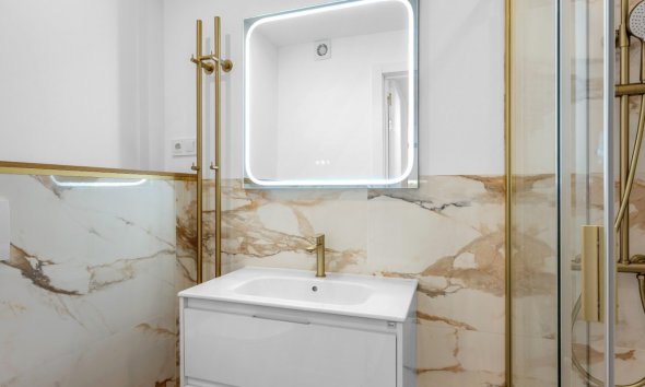 Resale - Apartment - Orihuela Costa - Punta Prima