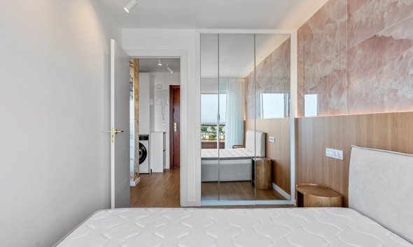 Resale - Apartment - Orihuela Costa - Punta Prima