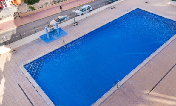 Resale - Apartment - Orihuela Costa - Punta Prima