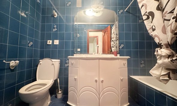 Resale - Apartment - Torrevieja