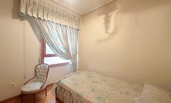 Resale - Apartment - Torrevieja