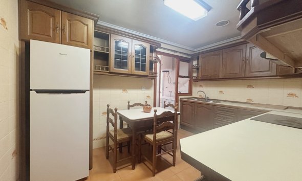 Resale - Apartment - Torrevieja