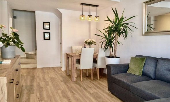 Resale - Terraced house / Townhouse - Torrevieja - Los Altos