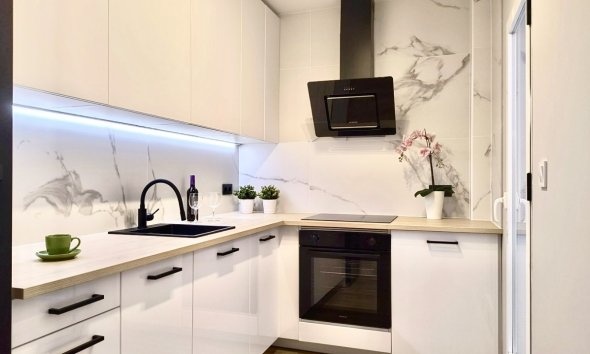 Resale - Terraced house / Townhouse - Torrevieja - Los Altos