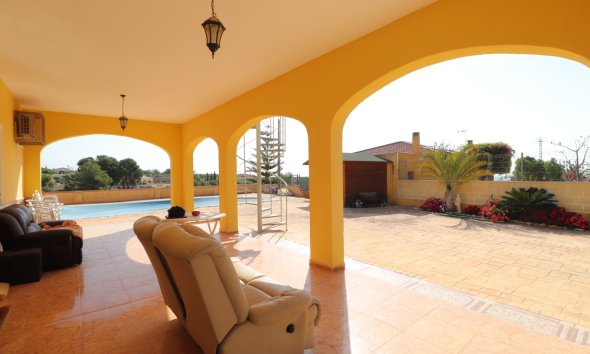Resale - Farm Estate / Country Property - Albatera - Albatera - Country