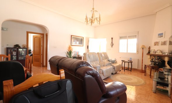 Resale - Farm Estate / Country Property - Albatera - Albatera - Country