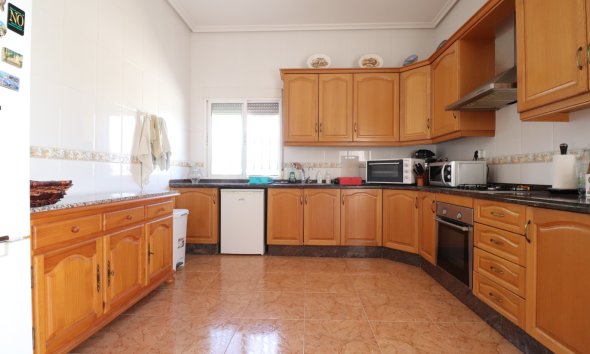 Resale - Farm Estate / Country Property - Albatera - Albatera - Country