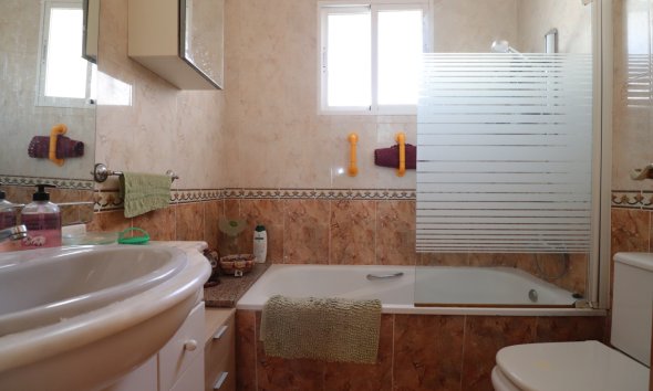 Resale - Farm Estate / Country Property - Albatera - Albatera - Country
