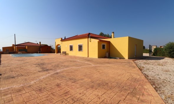Resale - Farm Estate / Country Property - Albatera - Albatera - Country