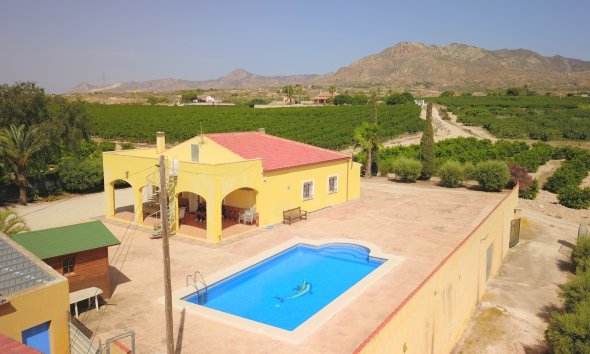 Resale - Farm Estate / Country Property - Albatera - Albatera - Country