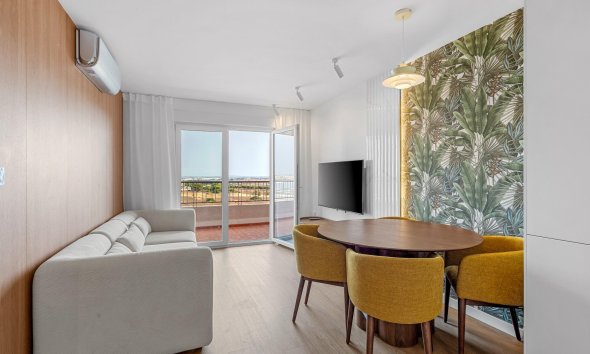 Resale - Apartment - Torrevieja - Punta Prima