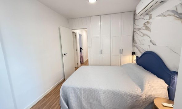 Resale - Apartment - Torrevieja - Playa del Cura