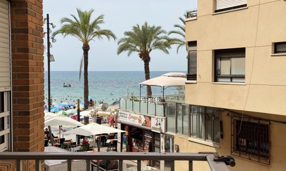 Resale - Apartment - Torrevieja - Playa del Cura