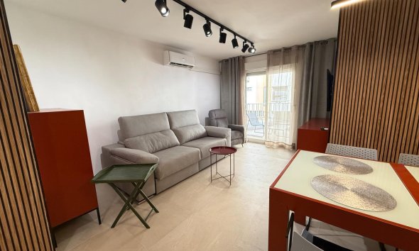 Resale - Apartment - Torrevieja - Playa del Cura