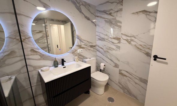 Resale - Apartment - Torrevieja - Playa del Cura