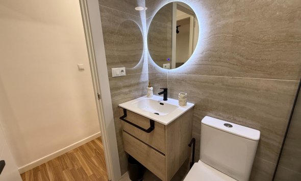 Resale - Apartment - Torrevieja - Playa del Cura