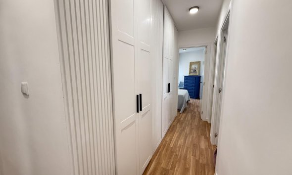 Resale - Apartment - Torrevieja - Playa del Cura