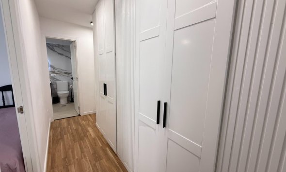 Resale - Apartment - Torrevieja - Playa del Cura