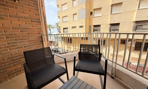 Resale - Apartment - Torrevieja - Playa del Cura