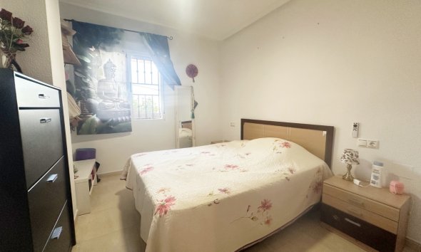 Resale - Bungalow - Torrevieja