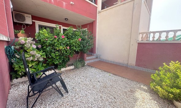 Resale - Bungalow - Torrevieja