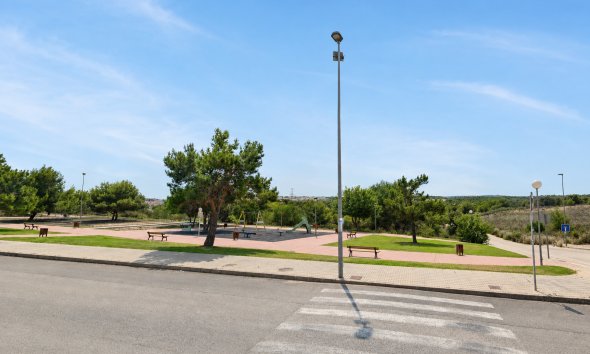 Resale - Bungalow - Torrevieja