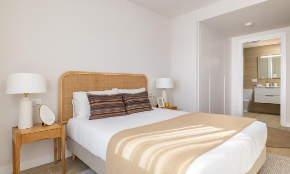 Obra nueva - Apartamento / Dúplex - Calpe