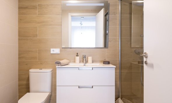 Obra nueva - Apartamento / Dúplex - Calpe
