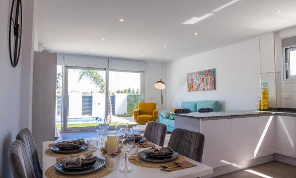 Obra nueva - Villa - Los Alcazares - Los Alcázares